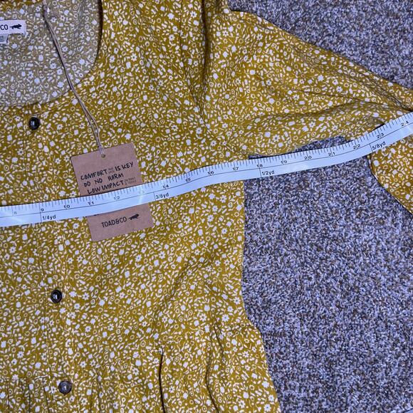 Toad&Co Manzana Tiered Long-Sleeve Dress. Yellow with Black Flowers. Size XS - Picture 6 of 9